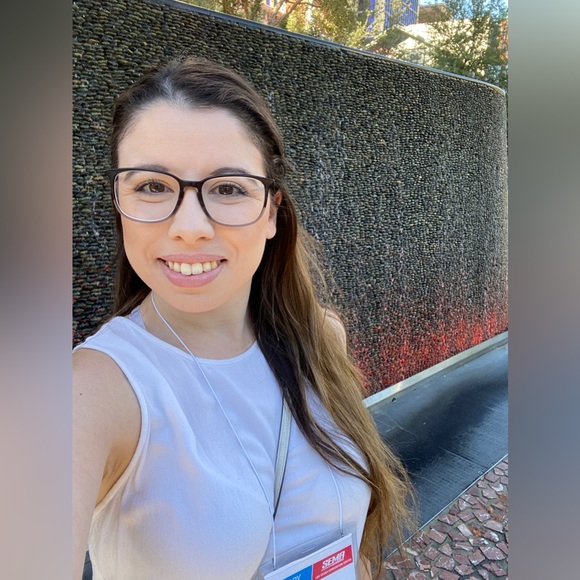 Meet your Posher, Rebecca - Picture 4 of 9